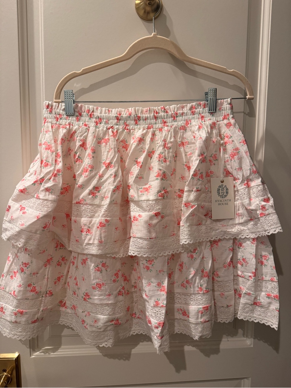 Hyacinth House White Floral Tiered Skirt in Pink